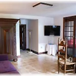 Marina Lester Club *