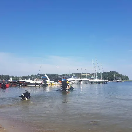 Marina Lester Club *